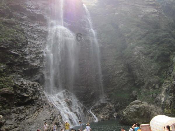 逃出平静乡村